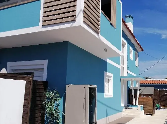 Lisbon 5 Apartman *