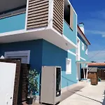 Lisbon 5 شقة *